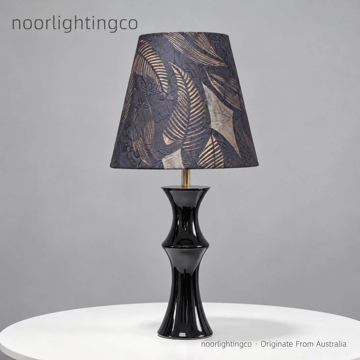 Black Fern Hourglass